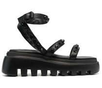 Sandalen mit Nieten