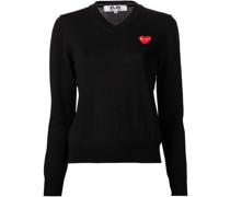 Wollpullover mit Herzstickerei
