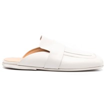 Mules mit eckiger Kappe