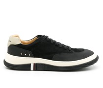 Schnürschuhe mit Kontrastsohle