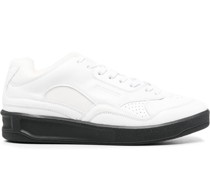 Sneakers mit Einsätzen