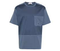 T-Shirt mit aufgesetzter Kompass-Tasche