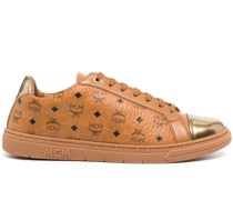 Terrain Sneakers