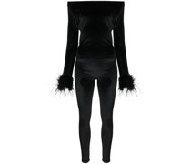 Schulterfreier Jumpsuit aus Samt