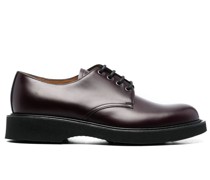 Klassische Derby-Schuhe