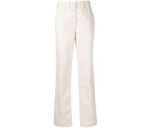 Ausgestellte Jeans