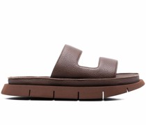 Klassische Sandalen