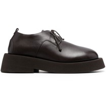 Derby-Schuhe mit Schnürung