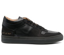 Sneakers mit Kontrasteinsätzen