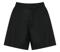 Klassische Leinenshorts