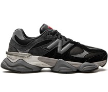 9060 Sneakers