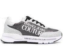 Sneakers im Metallic-Look