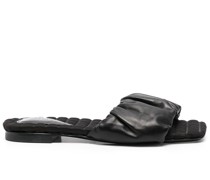 Sandalen mit gerafften Riemen