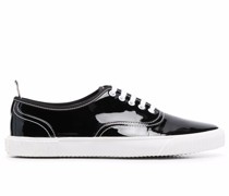 Klassische Sneakers
