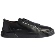 Klassische Sneakers