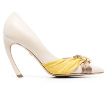 Slingback-Pumps mit Tigerzahn