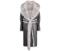 Mantel aus Faux Fur