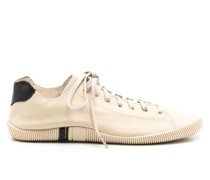Klassische Sneakers
