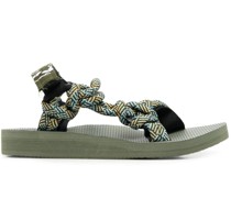 Klassische Sandalen