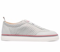Sneakers mit RWB-Streifen