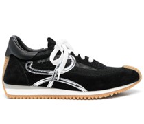 Klassische Sneakers