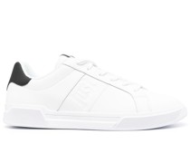 Sneakers mit Logo-Prägung