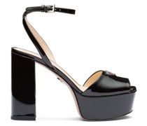 Sandalen mit Plateau