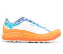 001 Sneakers