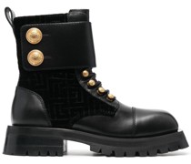 Stiefeletten mit Knöpfen