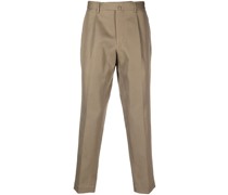 Cropped-Chino mit Faltendetail