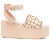Gewebte Sandalen