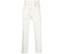 Chino mit Anhänger
