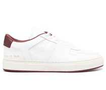 Sneakers mit Schnürung