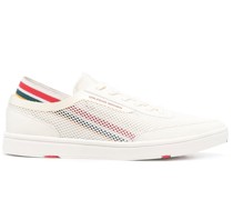 Sneakers mit Mesh-Einsatz