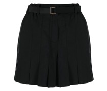 Hoch sitzende Shorts