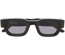 Sonnenbrille mit eckigem Gestell