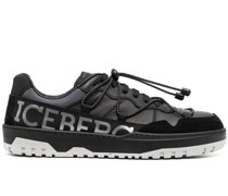 Sneakers mit Zugverschluss