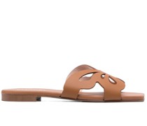 Flache Sandalen