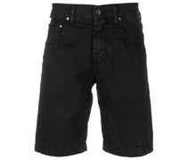 Halbhohe Bermudas