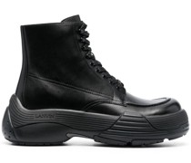 Schnürstiefel mit dicker Sohle