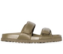 Sandalen mit Klettverschluss