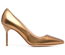 Pumps im Metallic-Look