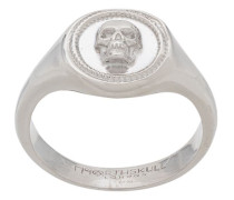 'Atticus' Ring mit Totenkopf