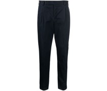 Cropped-Chino mit Faltendetail