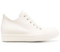 Sneakers mit Schnürung
