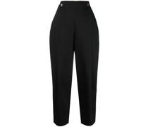Taillenhose mit Faltendetail