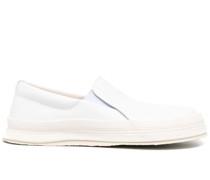 Klassische Slip-On-Sneakers
