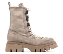 Schnürstiefel mit dicker Sohle