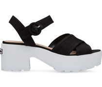 Sneakers mit Plateau