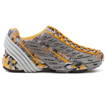Sneakers mit Camouflagemuster